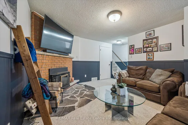 Additional image 18 of 166 Winding Way