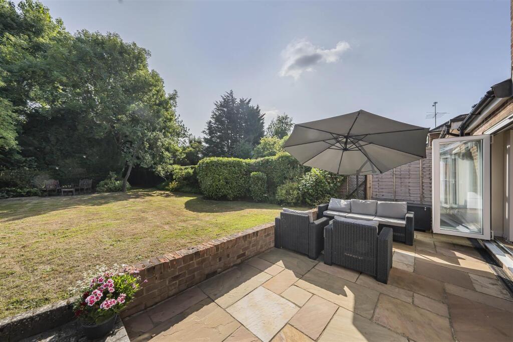 Additional image 14 of How Wood, Park Street, St. Albans