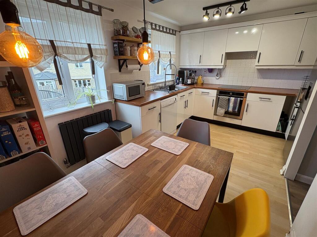 Additional image 10 of Keilder Crescent, Clayton Heights, Bradford