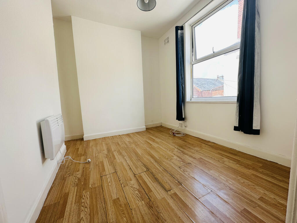 Additional image 7 of 462 Bearwood Road, Smethwick, West Midlands, B66