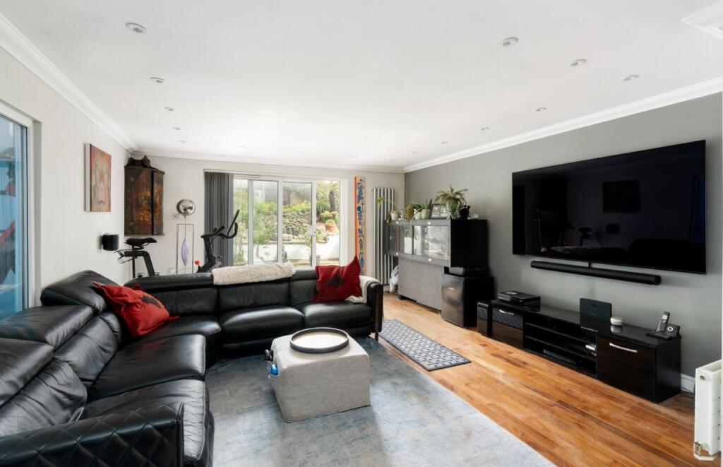 Additional image 7 of The Pool Flat, 117-118 Marine Parade, Brighton, East Sussex, BN2 1DD