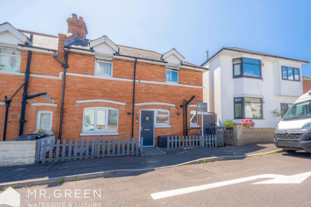 Hillbrow Road, Southbourne, Dorset, BH6 5NT