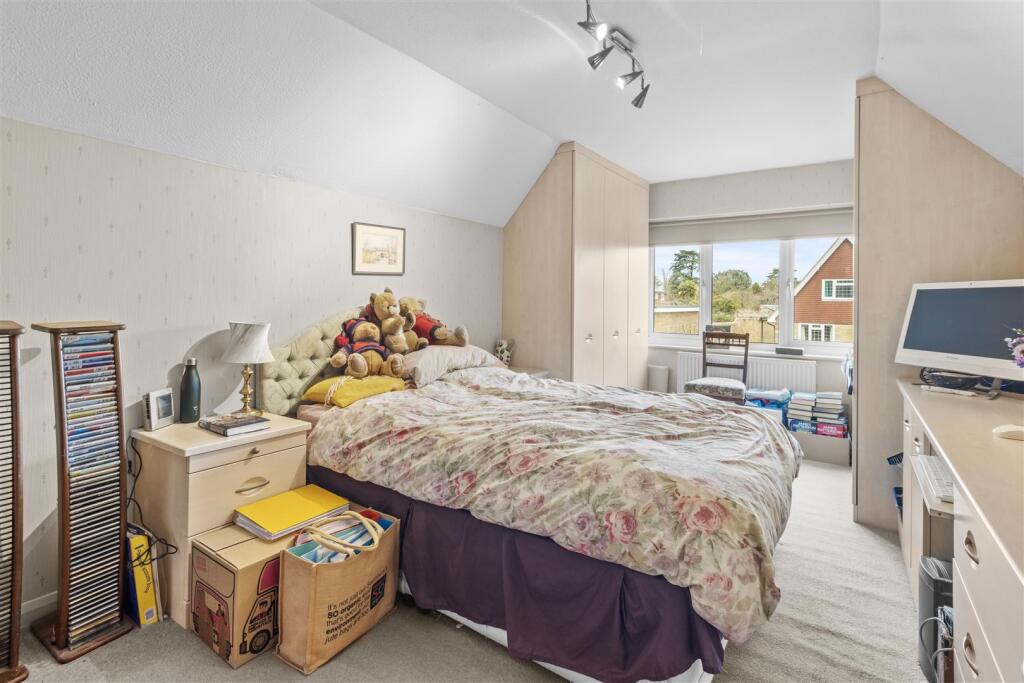 Additional image 13 of Lodge Avenue, Eastbourne