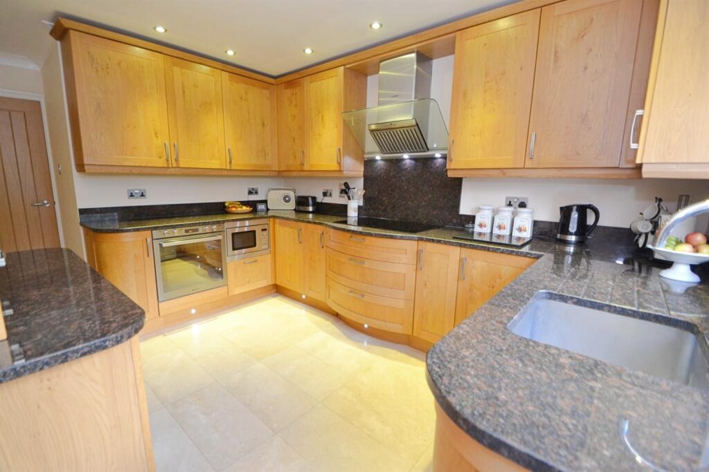 Additional image 8 of Verwood