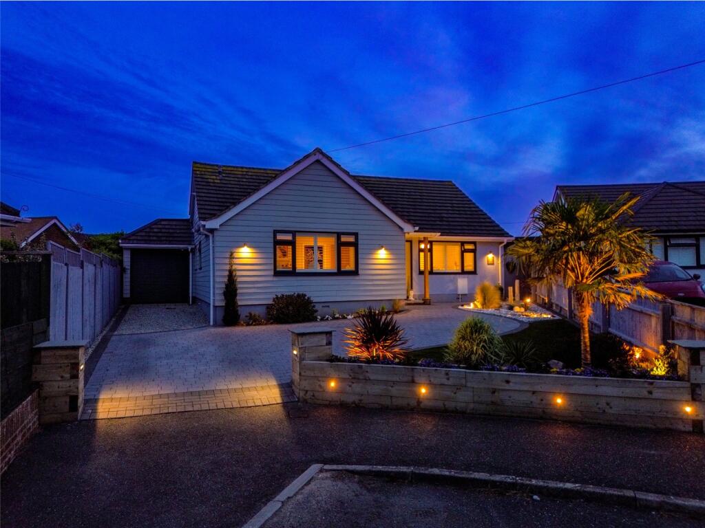 Additional image 21 of Albany Close, Barton on Sea, New Milton, Hampshire, BH25