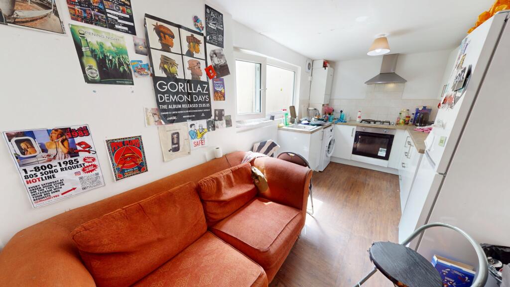 Additional image 8 of Viaduct Road