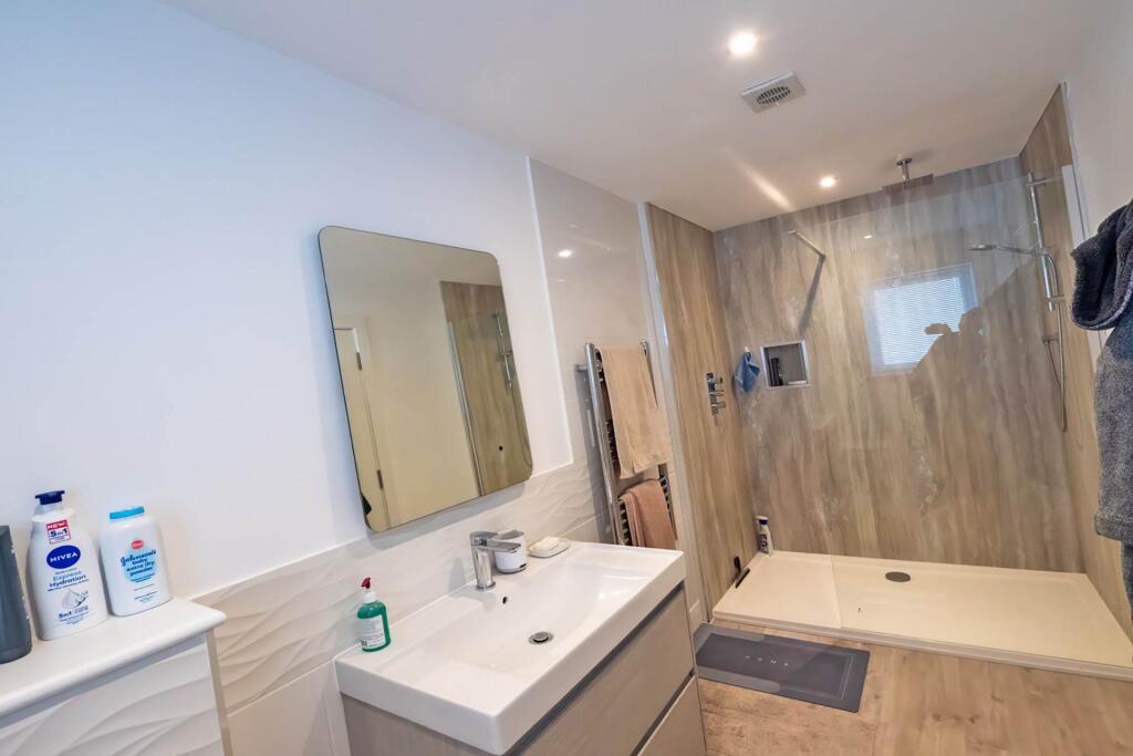 Additional image 18 of Hyde Road, Eastbourne, BN21 4SX