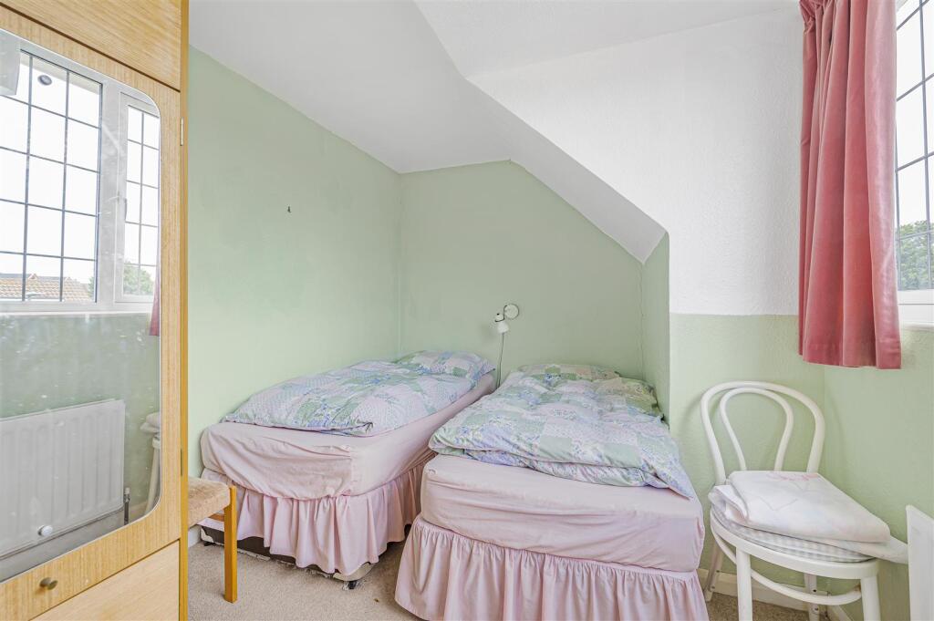 Additional image 9 of Chesterton Avenue, Seaford