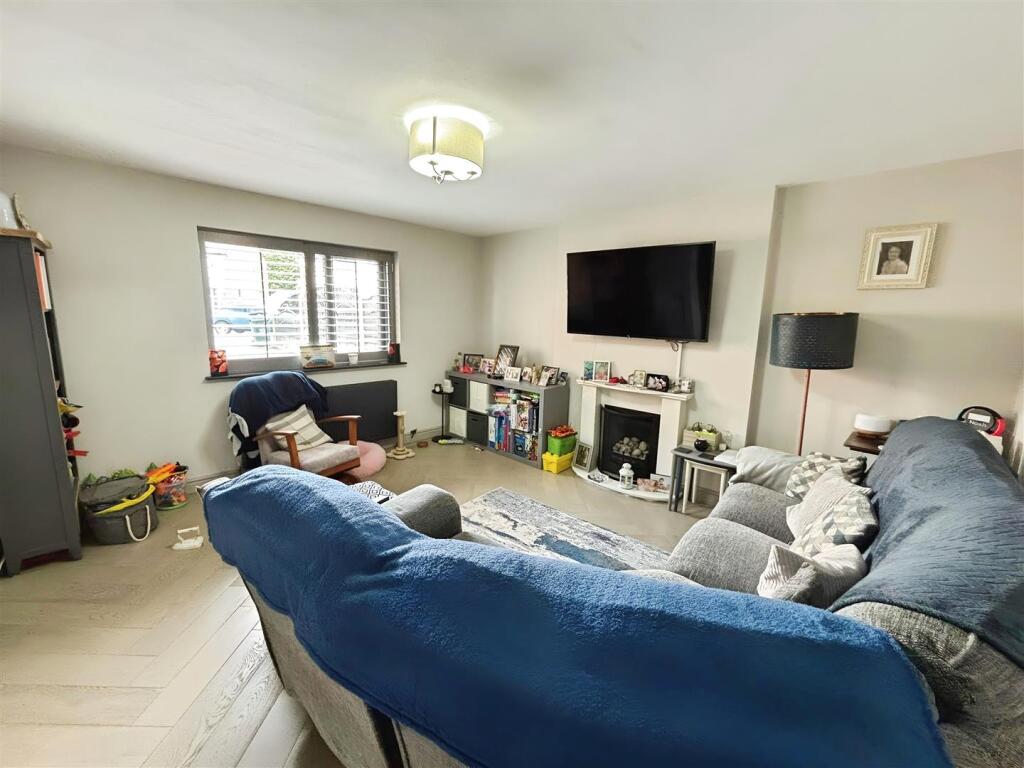 Additional image 4 of Plumpton Close, Bradford, BD2 1NJ