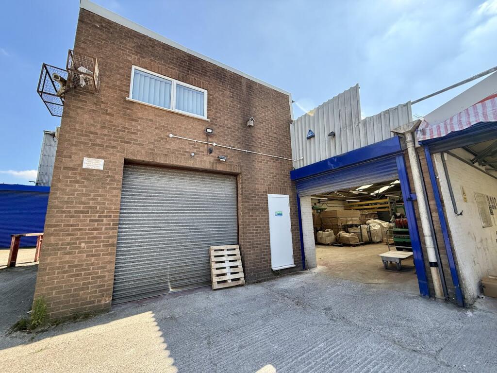 Unit M Hawthorn Industrial Estate, Birmingham, B21 0BH