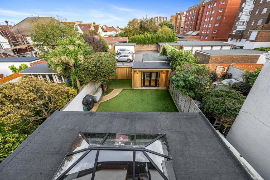 Additional image 24 of Grand Avenue, Worthing, BN11