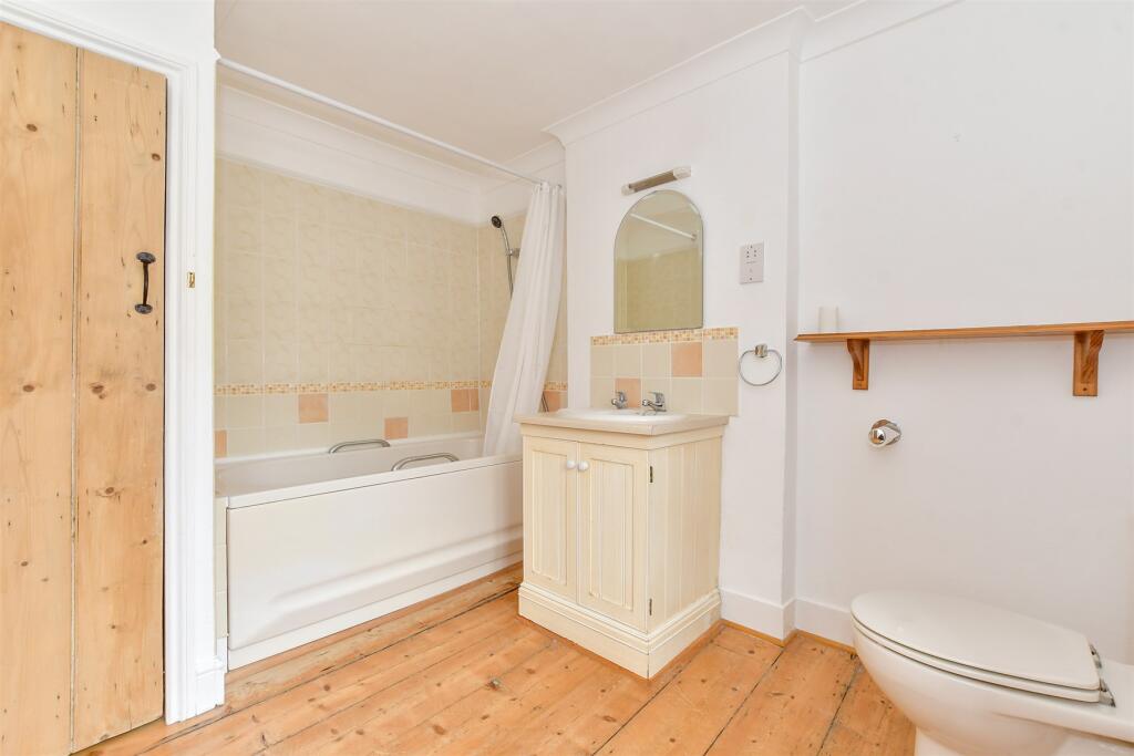 Additional image 11 of Orchard Place, Arundel, West Sussex