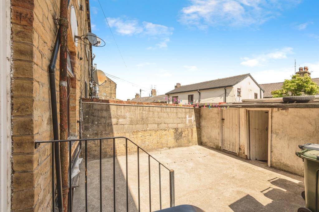 Additional image 15 of Gaythorne Road, Bradford