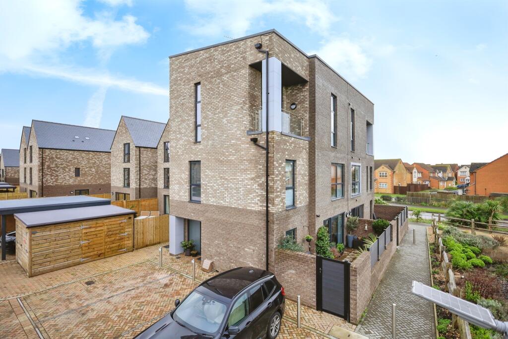 Additional image 19 of Genovesa Way, Eastbourne