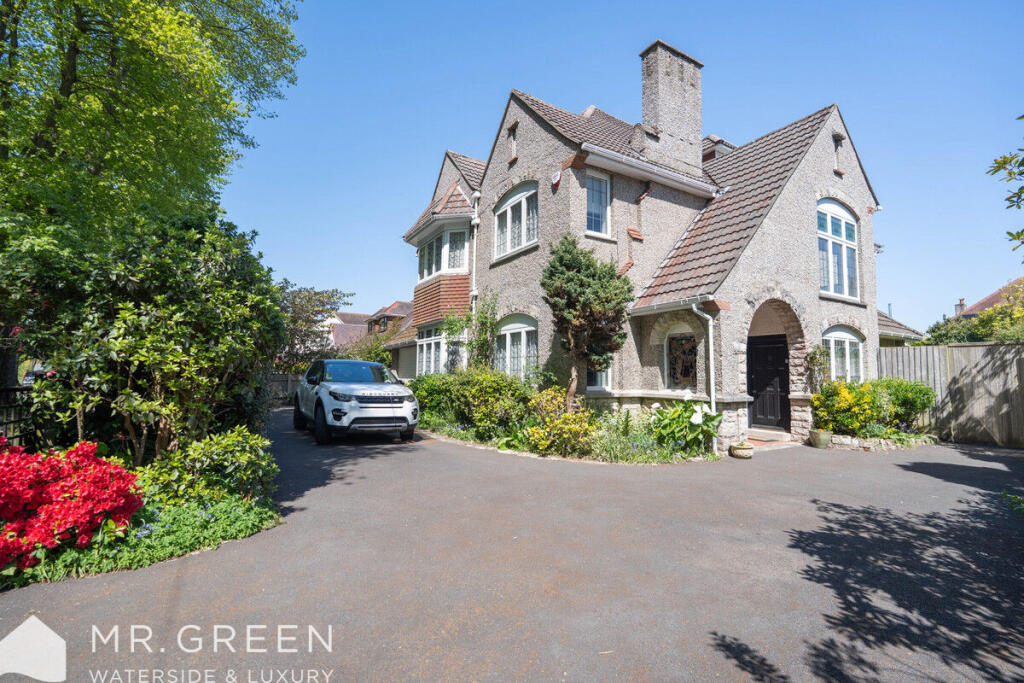 Chessel Avenue, Boscombe Manor, Bournemouth, BH5 1LJ