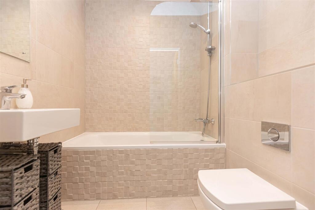 Additional image 18 of Coastal Location, Warren Edge Close, Southbourne