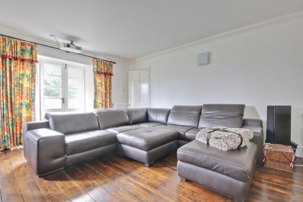 Additional image 11 of South Drive, Ossemsley, New Milton, BH25