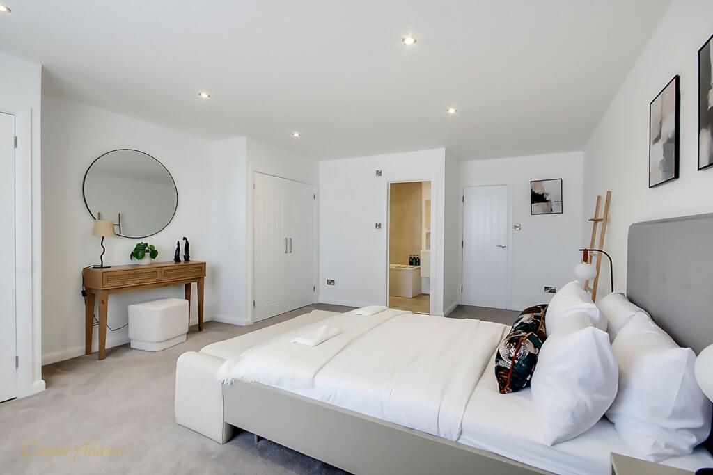 Additional image 6 of Pier Road, Littlehampton, BN17