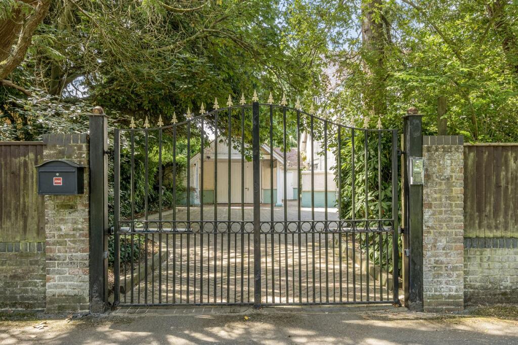 Additional image 45 of Talbot Avenue, Talbot Woods, Bournemouth, BH3