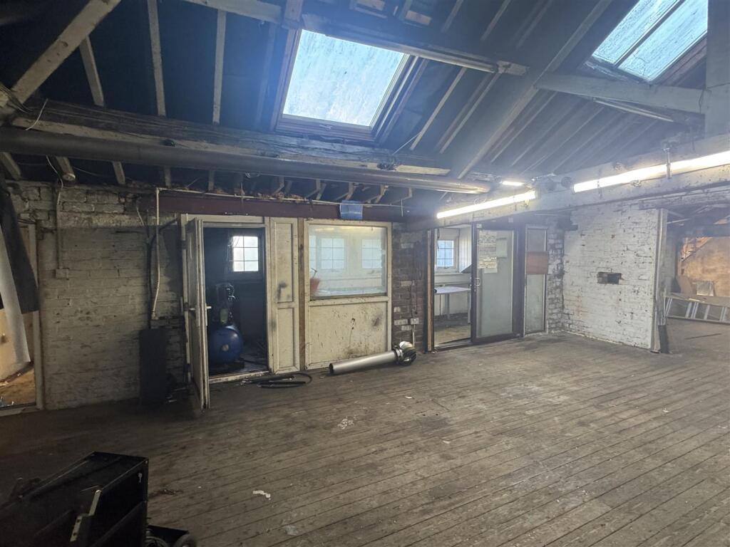 Additional image 9 of Farnham Road, Great Horton