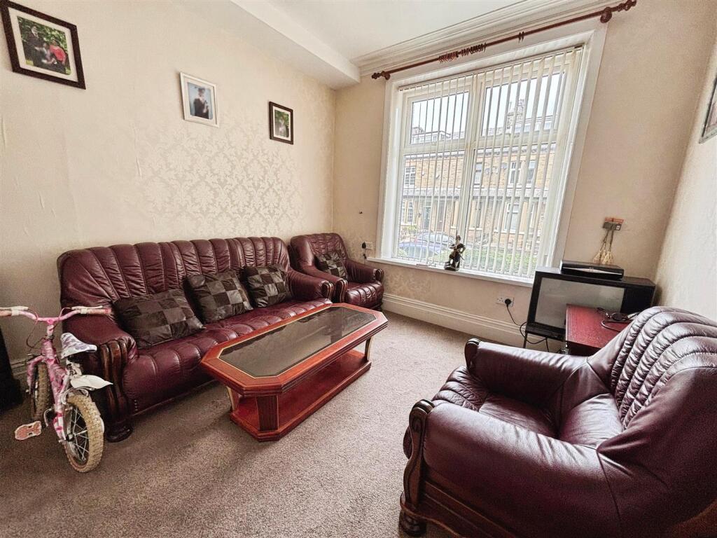 Additional image 5 of Parkside Road, Bradford, BD5 8PG