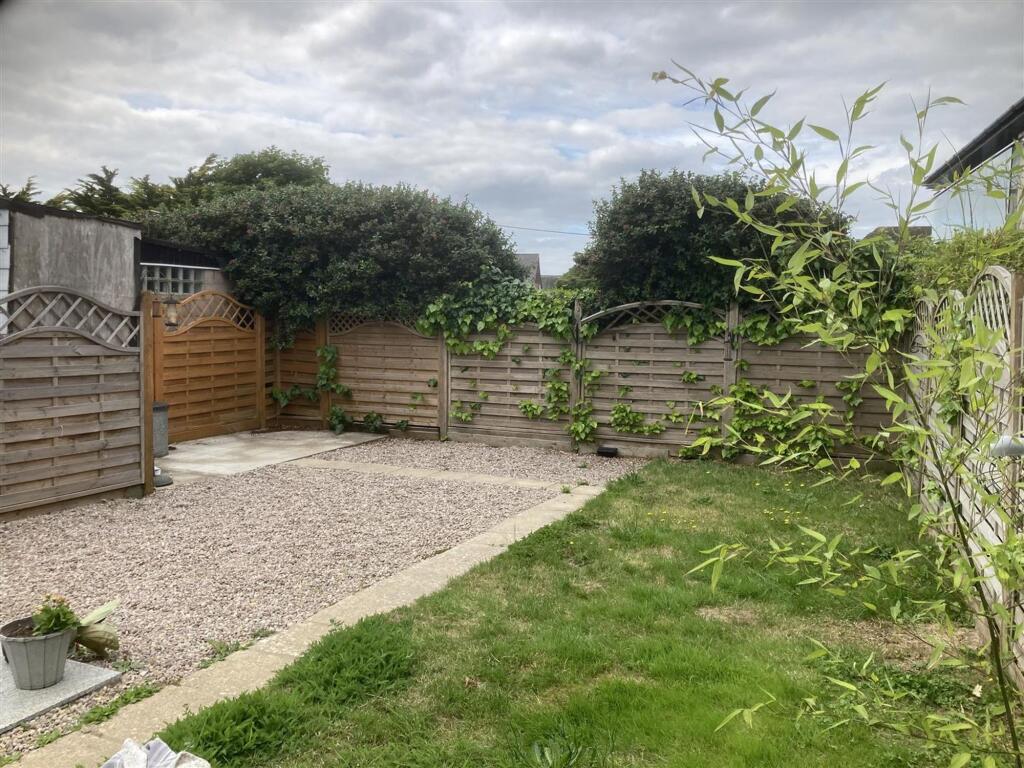 Additional image 12 of Marine Drive West, Barton On Sea, BH25