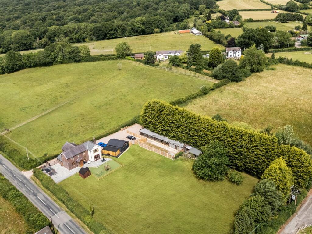 Additional image 37 of Dordale Road, Bournheath