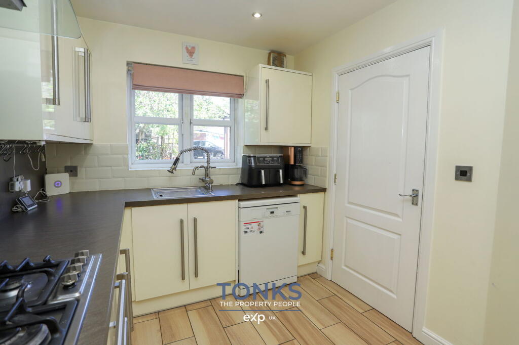 Additional image 25 of Halesowen, B63 4JE