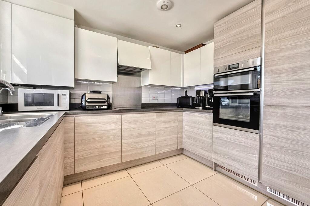 Additional image 2 of Hamworthy