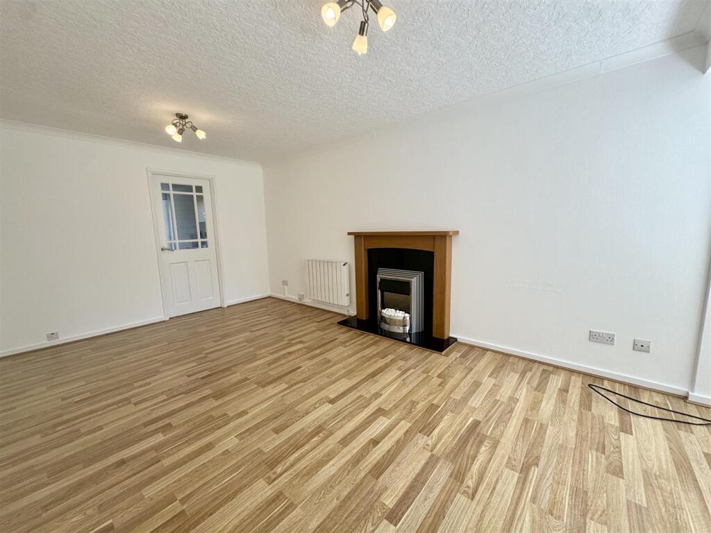 Additional image 4 of Wicklow Close, Halesowen