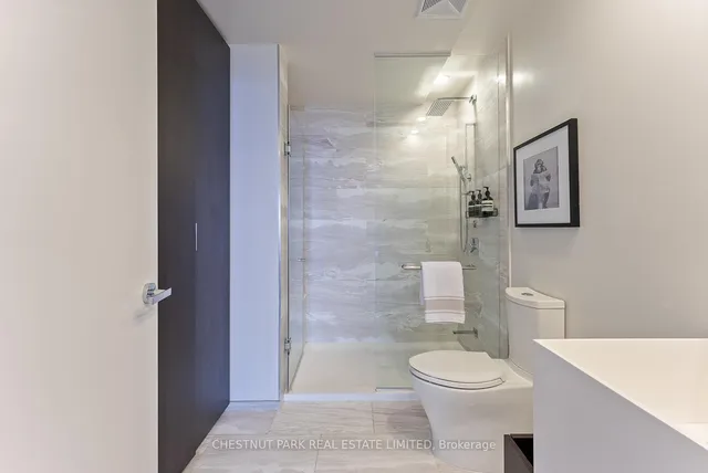 Additional image 28 of 1 Bloor St Unit 7006