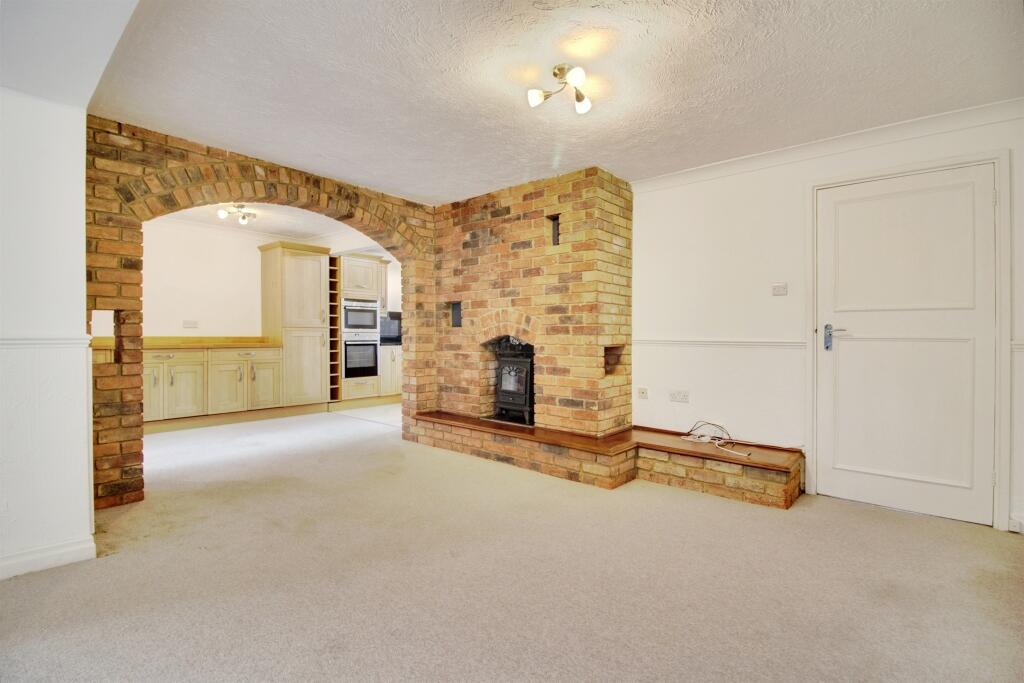 Additional image 3 of Swanhill, Welwyn Garden City