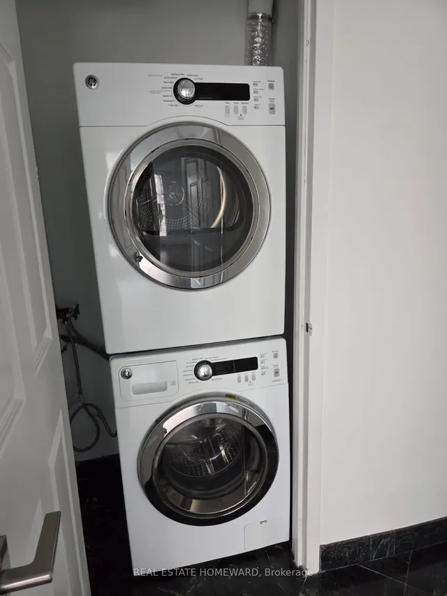 Additional image 11 of 409 Bloor St Unit 1101