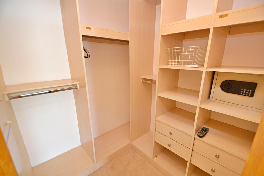 Additional image 14 of Ashley Cross