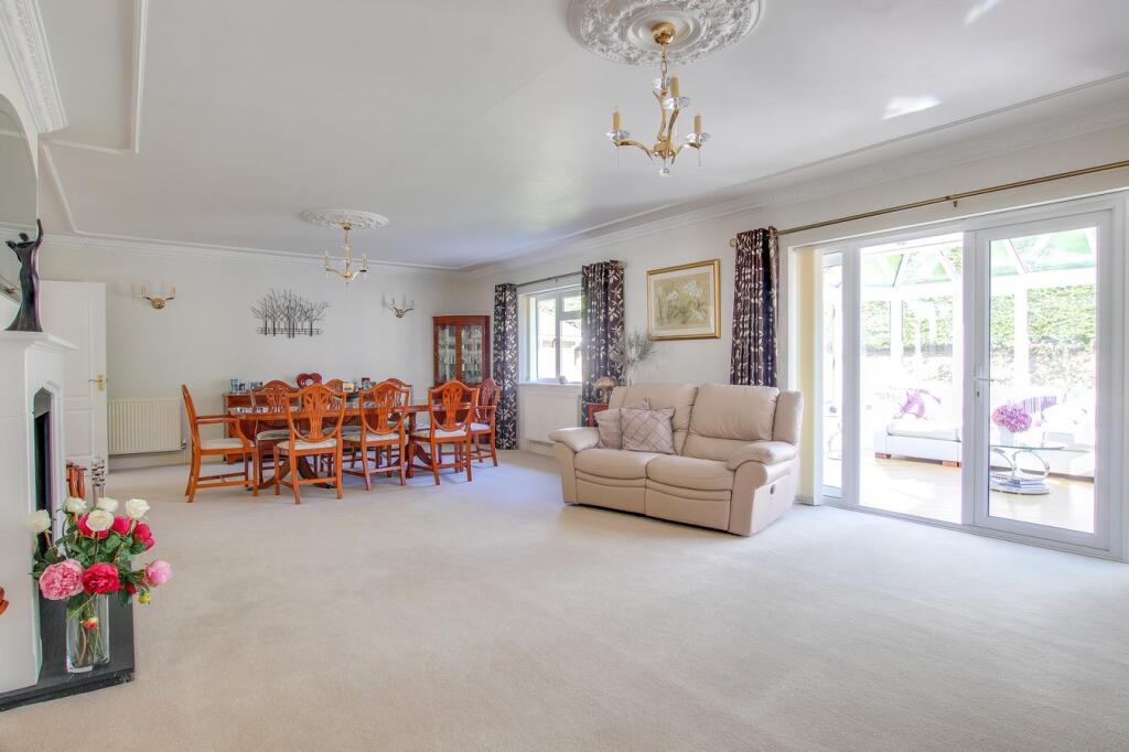 Additional image 12 of Glen Close, Barton on Sea, New Milton, BH25