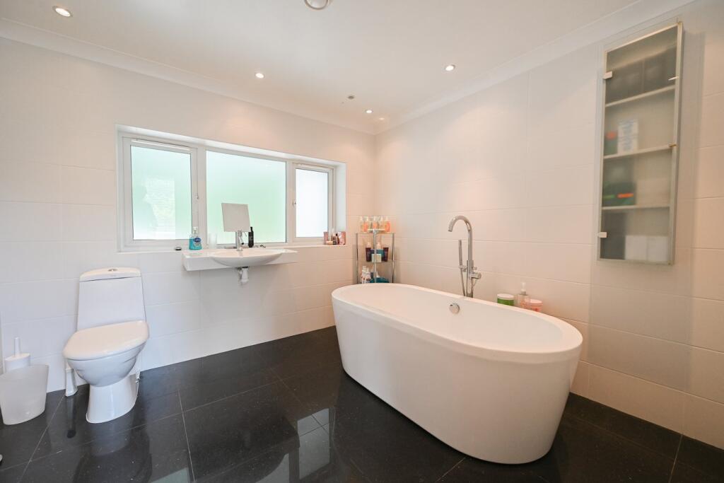 Additional image 10 of Hurn Road, Ringwood, BH24