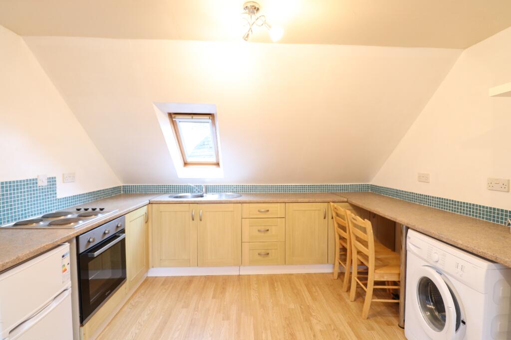 Additional image 10 of Sunny Bank Grove, Thornbury, Bradford, West Yorkshire, BD3