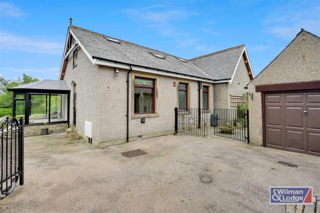 Additional image 33 of Green Lane, Glusburn