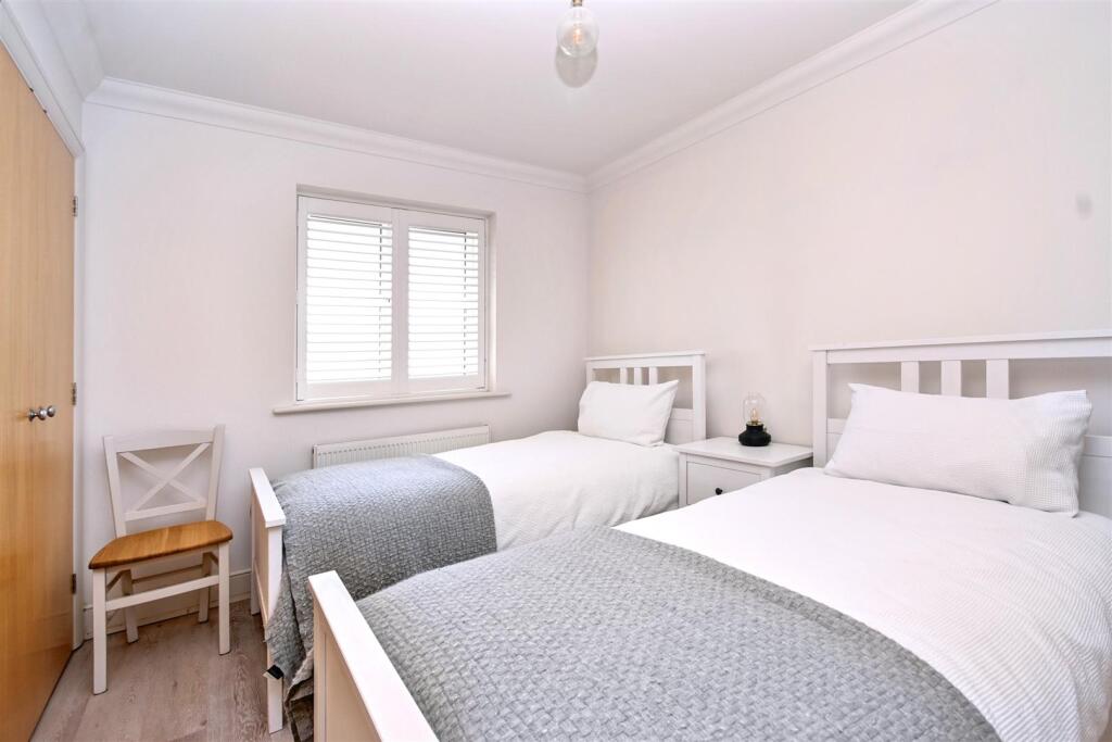 Additional image 13 of Arequipa Reef, Eastbourne