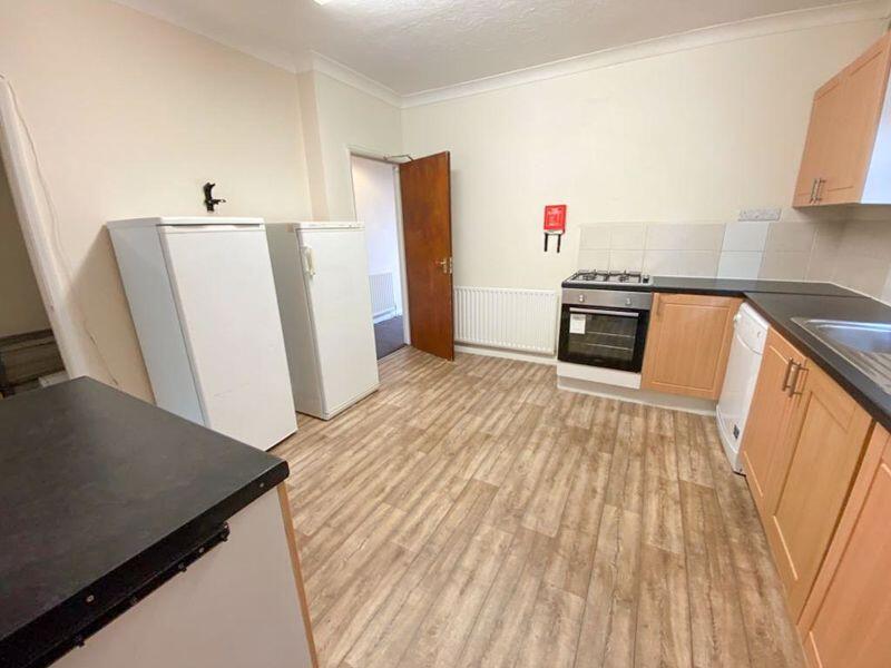 Additional image 13 of Five Bed Student House In Winton!