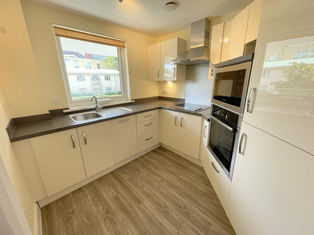 Additional image 6 of 87  Churchfield Road, Poole, BH15