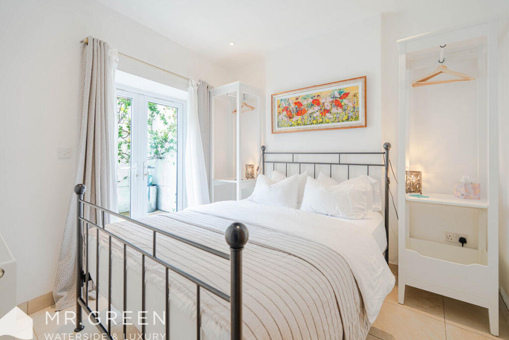 Additional image 8 of Parkwood Lane, Southbourne, Bournemouth, BH5 2BD