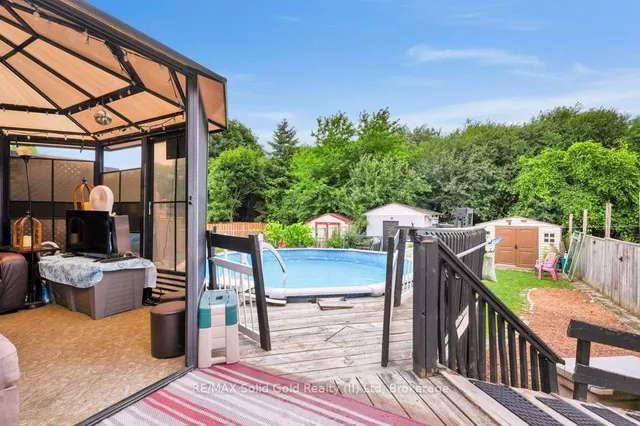 Additional image 22 of 18 Camrose Crt