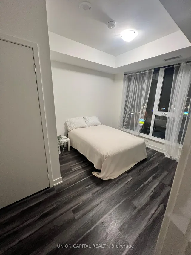 Additional image 7 of 859 The Queensway Unit 425