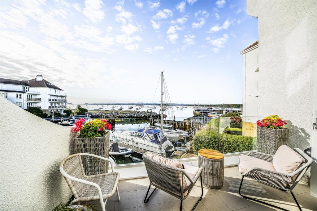 Additional image 13 of Lake Avenue, Hamworthy