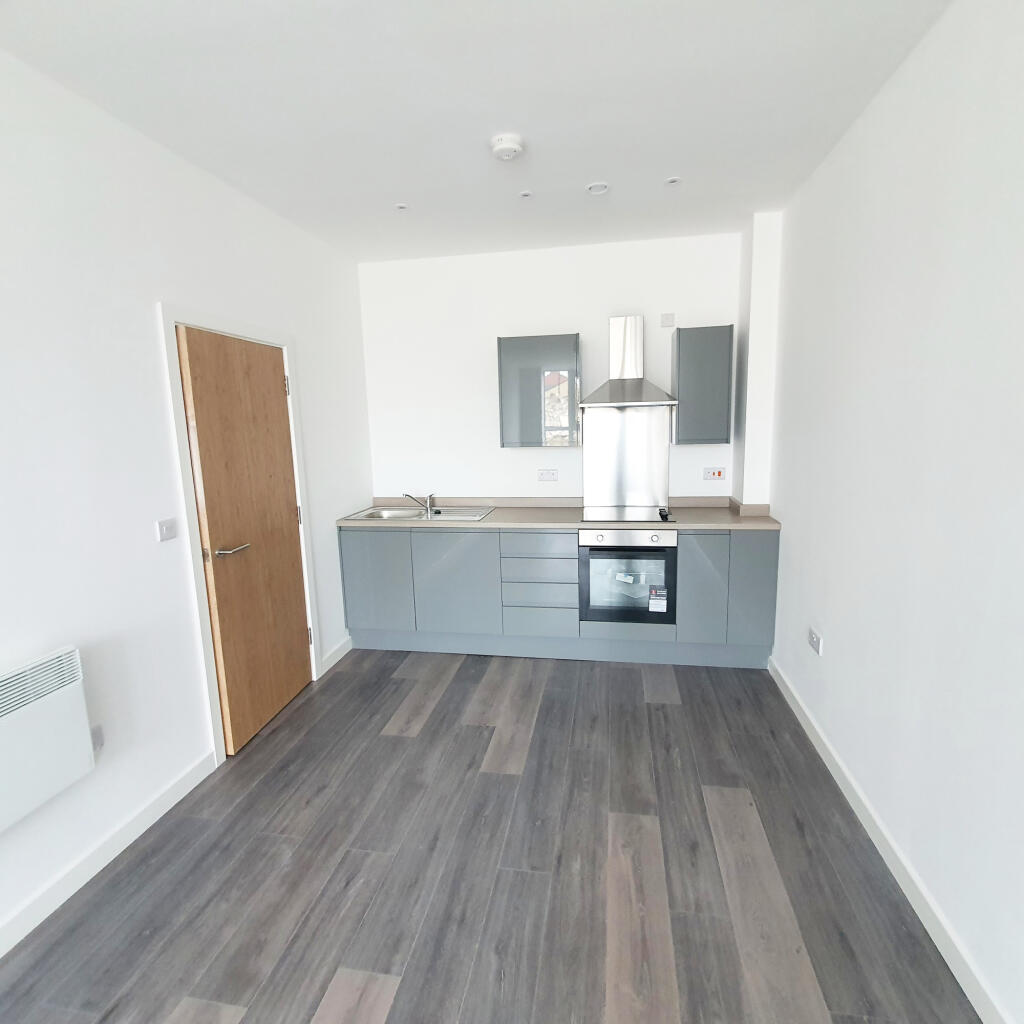 Additional image 4 of Card House, Bingley Road, Bradford, West Yorkshire, BD9