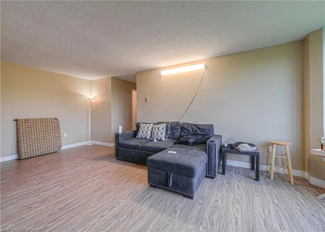 Additional image 11 of 35 Green Valley Dr Unit 1412
