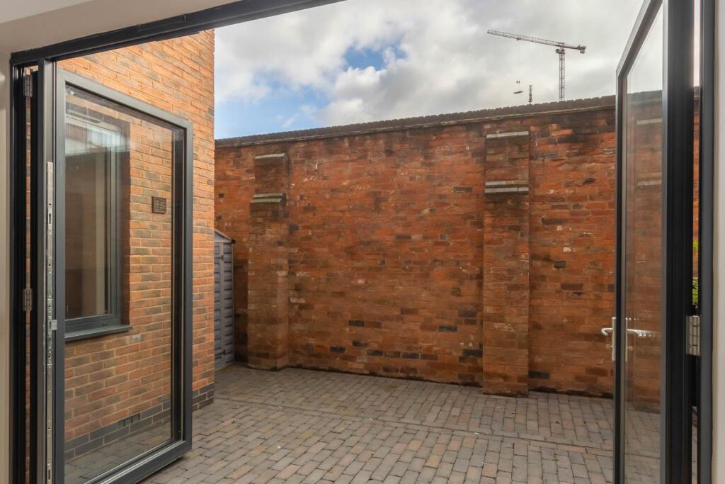 Additional image 10 of St Paul's Court, St. Paul's Square, Birmingham