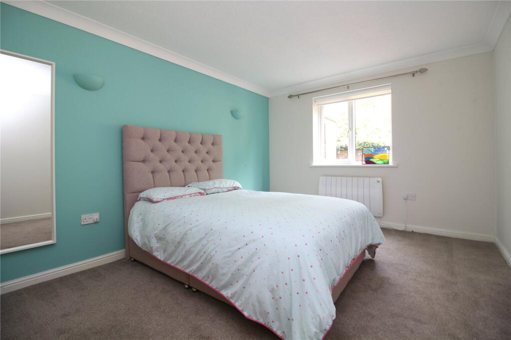 Additional image 7 of Barrs Avenue, New Milton, Hampshire, BH25