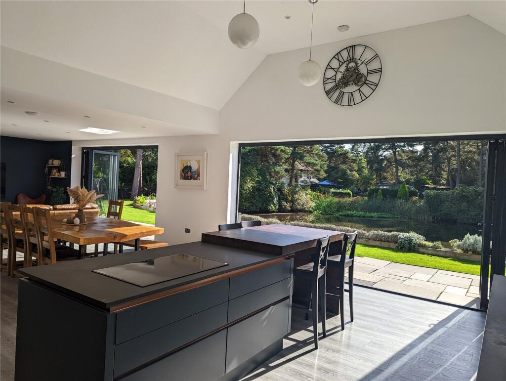 Additional image 9 of Avon Castle Drive, Ringwood, BH24